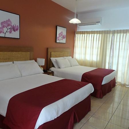Flamboyant Hotel & Villas St. George's Exteriér fotografie