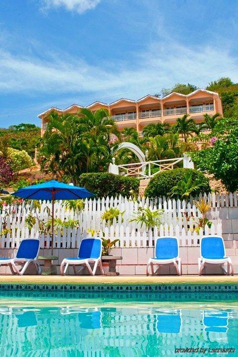 Flamboyant Hotel & Villas St. George's Exteriér fotografie